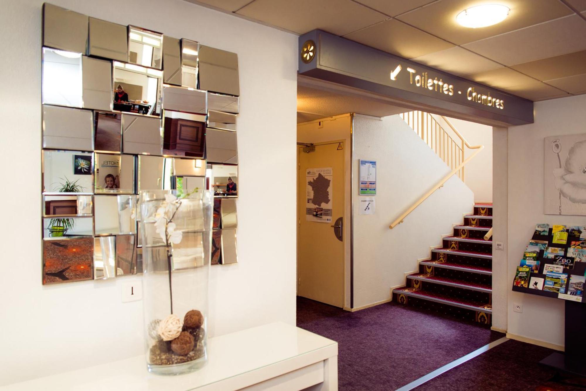 Brit Hotel Le Kerann Nantes St Herblain - Zac De La Lorie Saint-Herblain Bagian luar foto