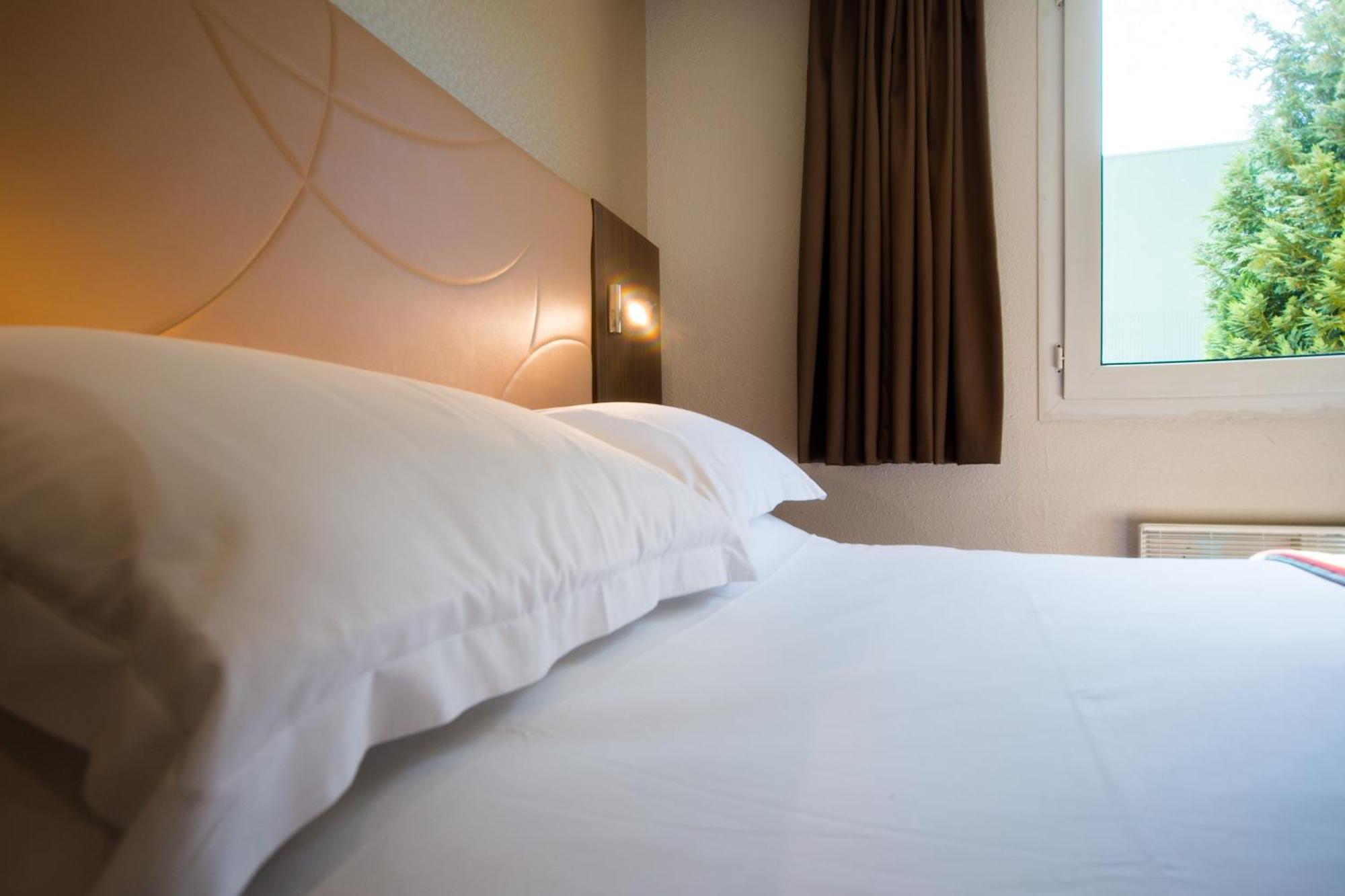 Brit Hotel Le Kerann Nantes St Herblain - Zac De La Lorie Saint-Herblain Bagian luar foto